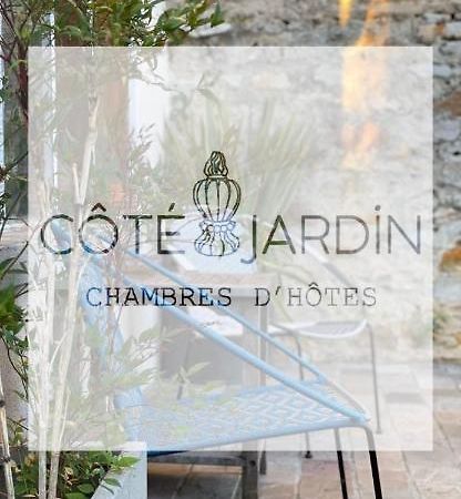 Bed and Breakfast Cote Jardin Sainte-Suzanne  Екстер'єр фото